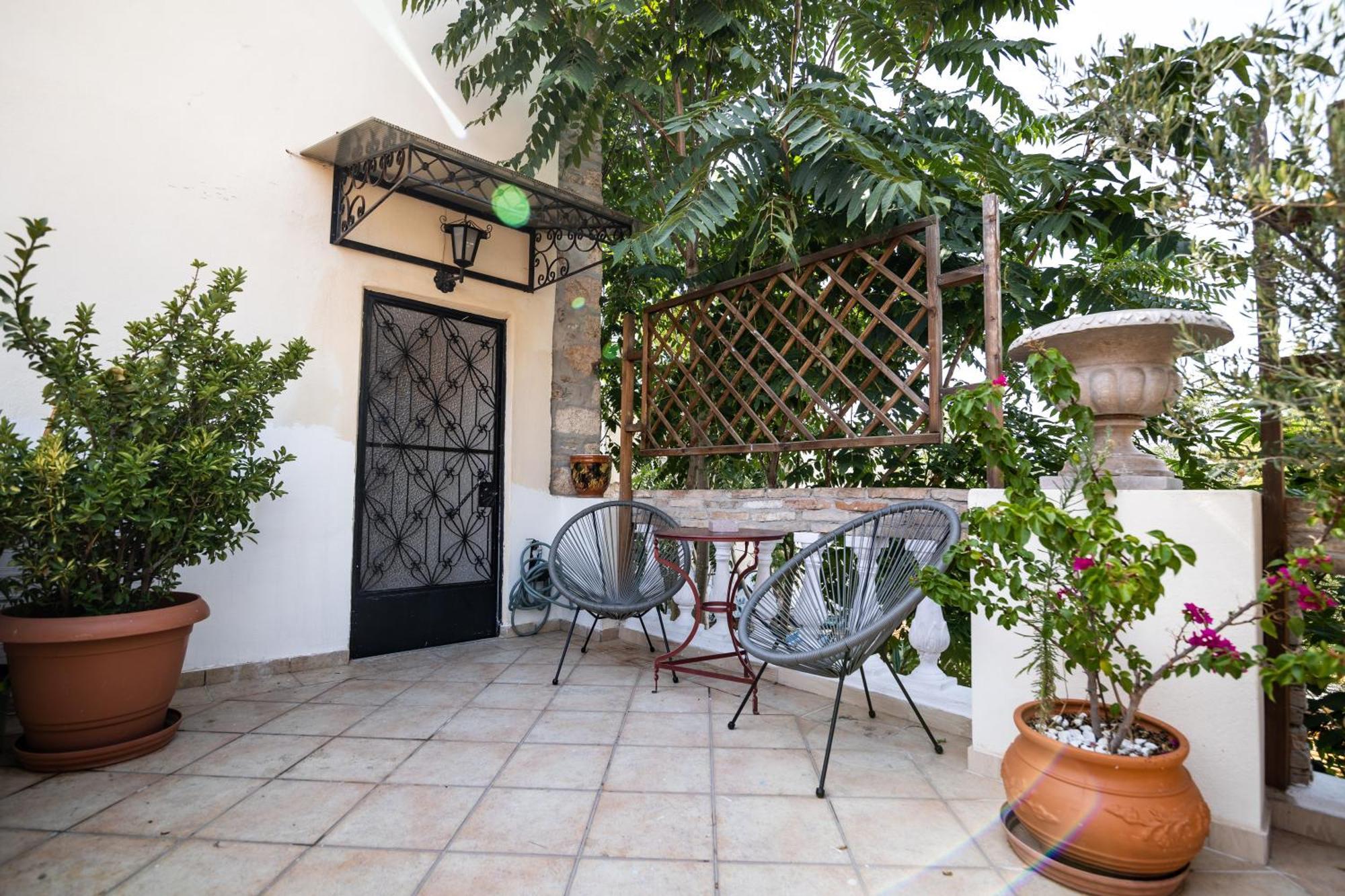Apeiron Acropolis Suites Athens Exterior photo